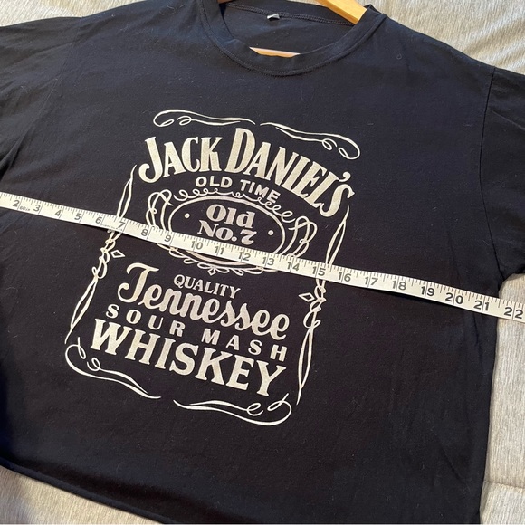 Jack Daniel’s Whiskey Black Cropped T-Shirt - Picture 5 of 7